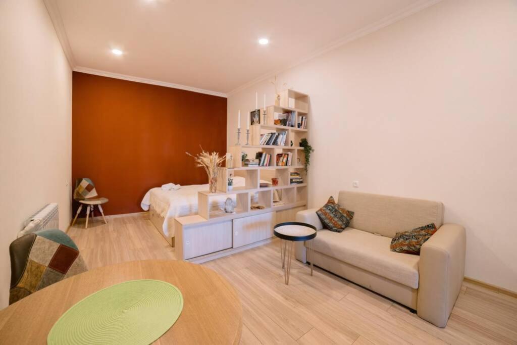 New Central Apartment In 久姆里 外观 照片